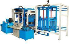 多功能液壓砌塊機與電腦砌塊機 現代化建筑材料的智能生產利器